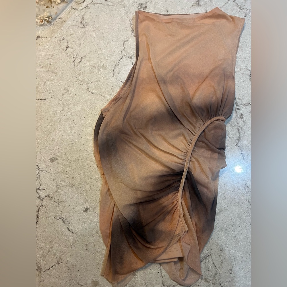 Zara Peach and Gray Gradient Ruched Top - Picture 5 of 5